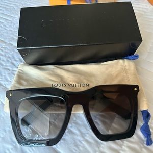 Louis Vuitton Authentic Z1217E
La Grande Bellezza Sunglasses